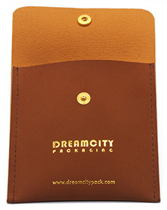 Bolsa para joyas de cuero mate personalizada con botón a presión y logotipo de lámina