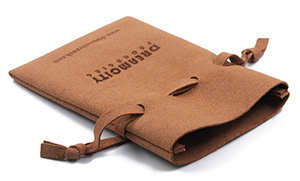 Bolsa de couro de microfibra com cordão para joias com logotipo personalizado gravado