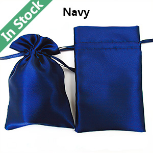 Commerce de gros de sacs à cordon en soie satinée en stock, bleu marine