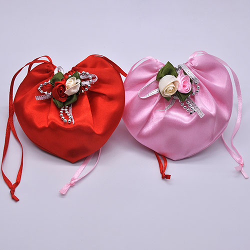 Sacs pour faveur de mariage en satin en forme de coeur avec double rosettes