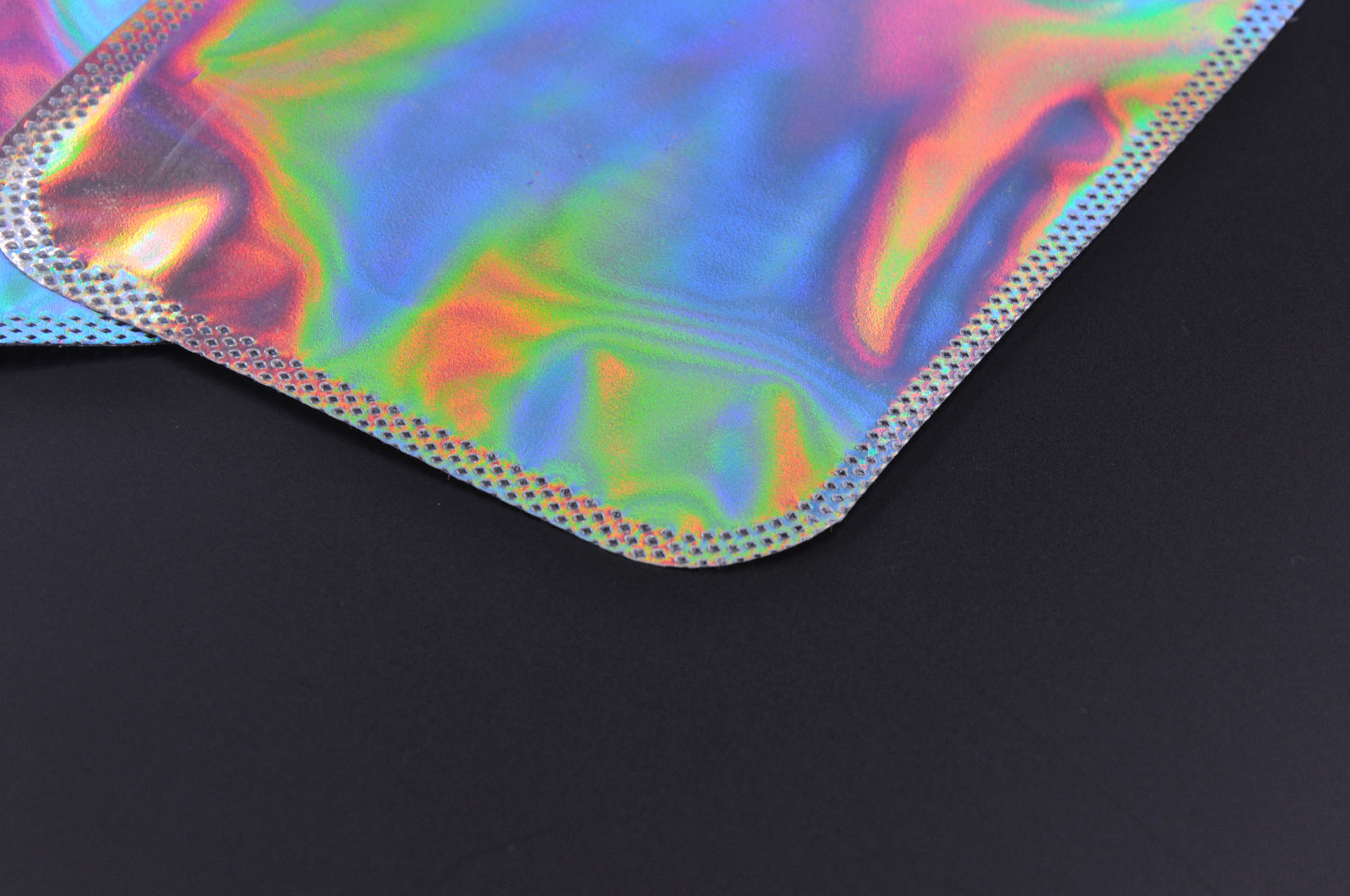 Holografischer Schmuckbeutel aus Kunststoff mit Druckverschluss und Aluminiumfolie