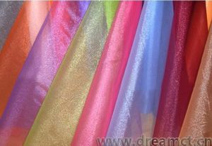 Zweifarbige Organza Rolle